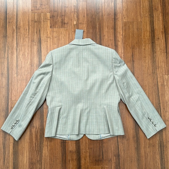 Women’s Ann Taylor Petites Striped 2 Button Suit Jacket - Brand New With Tags! - Picture 8 of 10